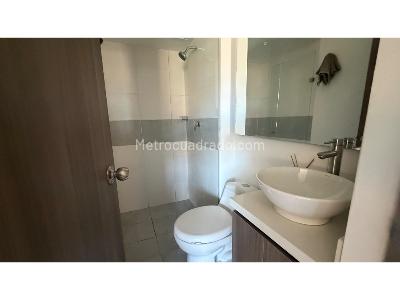 Apartamento de 2 alcobas en venta en Calasanz, Medellín, 65 m² · foto 13 de 15