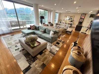 Apartamento de 4 alcobas en venta en Cerros Altos De Suba, Bogotá, 253 m² · foto 15 de 20
