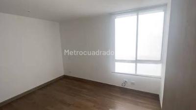 Apartamento de 3 alcobas en venta en Cedritos Caobos, Bogotá, 80 m² · foto 5 de 9