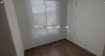 Apartamento de 3 alcobas en venta en Cedritos Caobos, Bogotá, 80 m² · foto 6 de 9