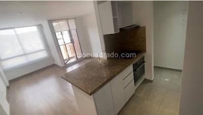 Apartamento de 3 alcobas en venta en Cedritos Caobos, Bogotá, 80 m² · foto 2 de 9