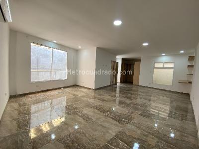 Casa de 5 alcobas en venta en El Ingenio, Cali, 330 m² · foto 11 de 19
