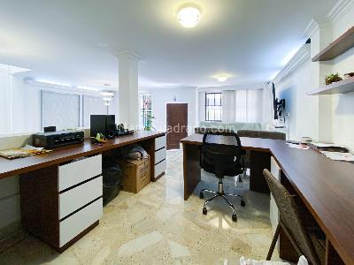 Casa de 4 alcobas en venta en El Ingenio, Cali, 400 m² · foto 3 de 18