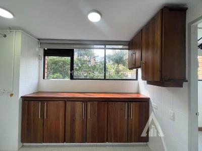 Apartamento de 3 alcobas en arriendo en La Florida, Medellín, 155 m² · foto 3 de 20