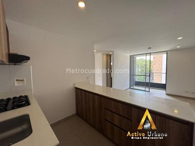 Apartamento de 2 alcobas en arriendo en Ciudad Del Rio, Medellín, 64 m² · foto 3 de 14