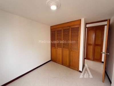 Apartamento de 3 alcobas en arriendo en San Lucas, Envigado, 120 m² · foto 10 de 10