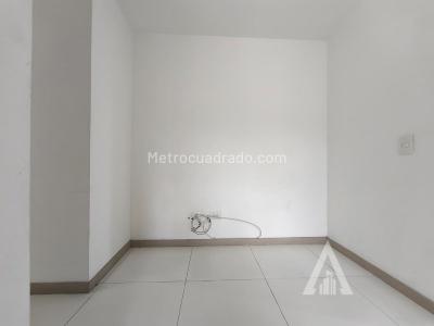Apartamento de 3 alcobas en arriendo en Mayorca, Sabaneta, 72 m² · foto 9 de 16