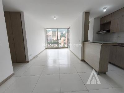 Apartamento de 3 alcobas en arriendo en Mayorca, Sabaneta, 72 m² · foto 3 de 16