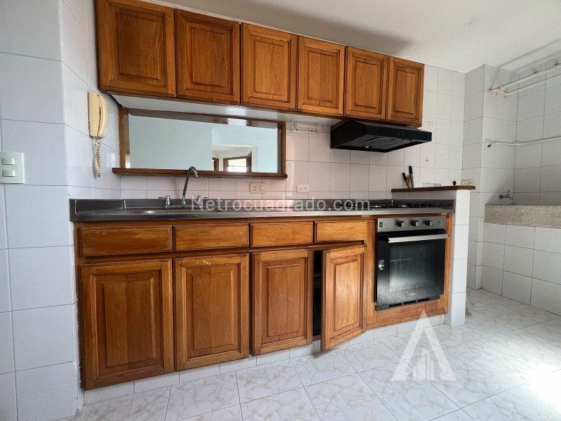 1BR Apartment in Poblado (54 m²) - 2