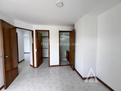 Apartamento en venta en El Poblado, Medellín · foto 7 de 16
