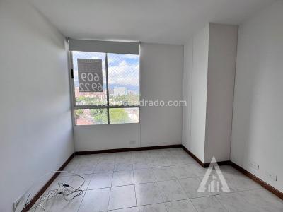 Apartamento en venta en El Poblado, Medellín · foto 14 de 16