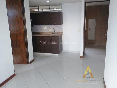 Apartamento en venta en Loma Del Indio, Medellín · foto 2 de 19