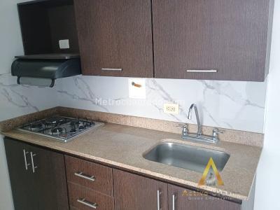 Apartamento en venta en Loma Del Indio, Medellín · foto 6 de 19