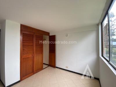 Apartamento de 2 alcobas en venta en Loma Del Indio, Medellín, 67 m² · foto 16 de 18