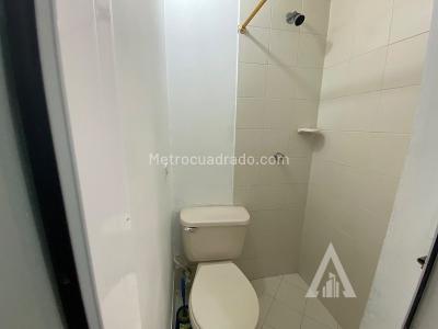 Apartamento de 2 alcobas en venta en Loma Del Indio, Medellín, 67 m² · foto 17 de 18