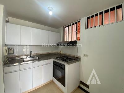 Apartamento de 2 alcobas en venta en Loma Del Indio, Medellín, 67 m² · foto 15 de 18