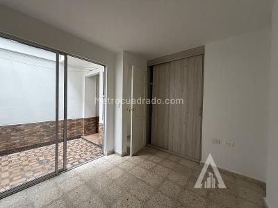 Apartamento en venta en Boston, Medellín · foto 8 de 10