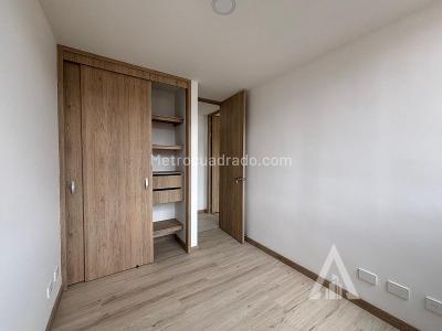 Apartamento de 2 alcobas en venta en Sabaneta, Sabaneta, 63 m² · foto 6 de 19