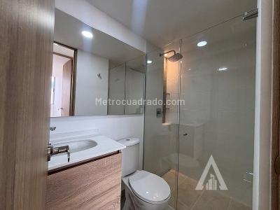 Apartamento de 2 alcobas en venta en Sabaneta, Sabaneta, 63 m² · foto 10 de 19
