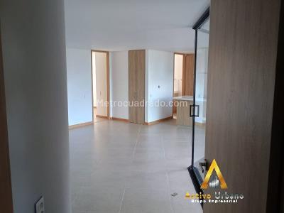 Apartamento de 3 alcobas en venta en Av Las Palmas, Medellín, 100 m² · foto 3 de 19