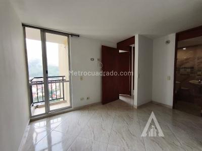 Apartamento en venta en Belen, Medellín · foto 8 de 17