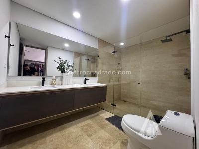 Apartamento en venta en El Poblado, Medellín · foto 14 de 15