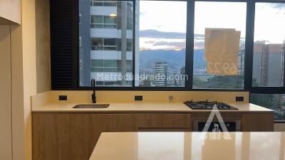 Apartamento de 2 alcobas en arriendo en Castropol, Medellín, 88 m² · foto 4 de 18