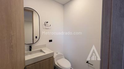 Apartamento de 2 alcobas en arriendo en Castropol, Medellín, 88 m² · foto 5 de 18