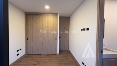 Apartamento de 2 alcobas en arriendo en Castropol, Medellín, 88 m² · foto 9 de 18