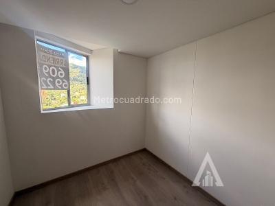 Apartamento de 3 alcobas en arriendo en Sabaneta, Sabaneta, 70 m² · foto 4 de 13