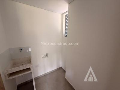 Apartamento de 3 alcobas en arriendo en Sabaneta, Sabaneta, 70 m² · foto 11 de 13