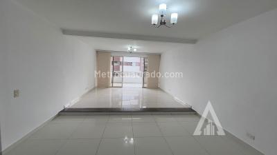Apartamento de 3 alcobas en arriendo en Castropol, Medellín, 146 m² · foto 17 de 20
