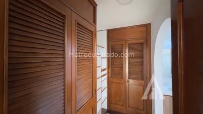 Apartamento de 4 alcobas en arriendo en El Poblado, Medellín, 220 m² · foto 9 de 20