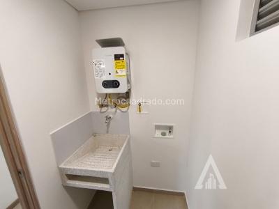 Apartamento de 3 alcobas en arriendo en Sabaneta, Sabaneta, 67 m² · foto 9 de 17