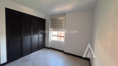 Apartamento de 2 alcobas en arriendo en Castropol, Medellín, 87 m² · foto 17 de 19