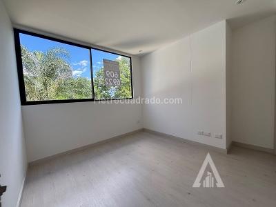 Apartamento en arriendo en Castropol, Medellín · foto 6 de 15