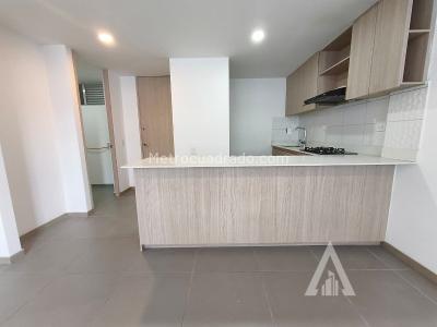 Apartamento de 3 alcobas en venta en El Poblado, Medellín, 87 m² · foto 4 de 20