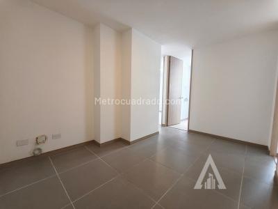 Apartamento de 3 alcobas en venta en El Poblado, Medellín, 87 m² · foto 13 de 20