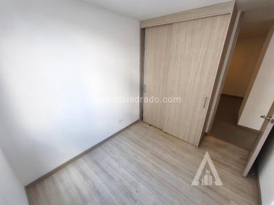 Apartamento de 3 alcobas en venta en El Poblado, Medellín, 87 m² · foto 16 de 20
