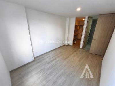 Apartamento de 3 alcobas en venta en El Poblado, Medellín, 87 m² · foto 17 de 20