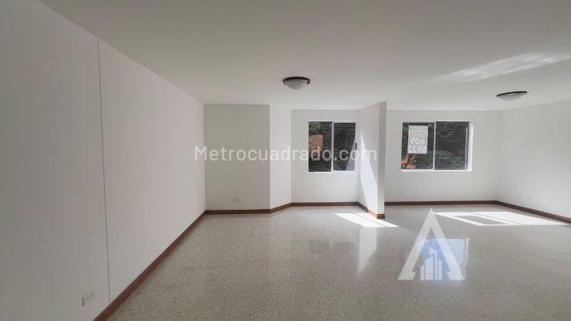 Apartamento en Arriendo, Castropol, Medellín - 2