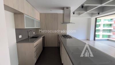 Apartamento en venta en El Poblado, Medellín · foto 13 de 20