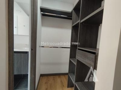 Apartamento de 2 alcobas en arriendo en Ciudad Del Rio, Medellín, 79 m² · foto 11 de 16
