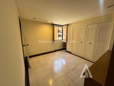 Apartamento de 3 alcobas en venta en El Poblado, Medellín, 120 m² · foto 16 de 20