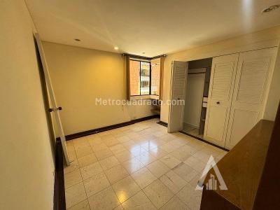Apartamento de 3 alcobas en venta en El Poblado, Medellín, 120 m² · foto 18 de 20