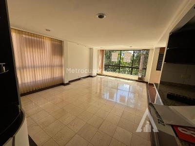 Apartamento de 3 alcobas en venta en El Poblado, Medellín, 120 m² · foto 19 de 20
