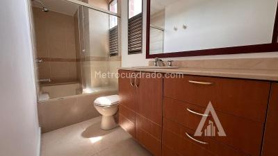 Apartamento de 3 alcobas en arriendo en Alejandría, Medellín, 140 m² · foto 8 de 20