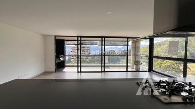 Apartamento en venta en El Poblado, Medellín · foto 9 de 20