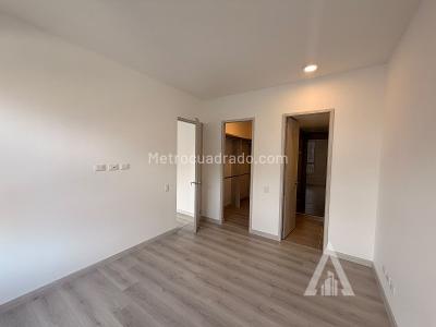 Apartamento de 2 alcobas en venta en Ciudad Del Rio, Medellín, 80 m² · foto 2 de 11