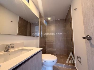 Apartamento de 2 alcobas en venta en Ciudad Del Rio, Medellín, 80 m² · foto 3 de 11